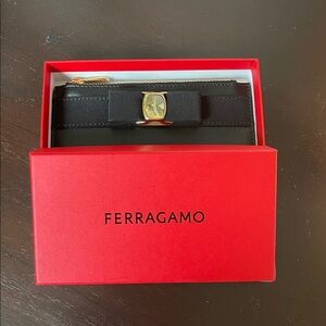 Salvatore Ferragamo Vara Bow Detailed Card Holder